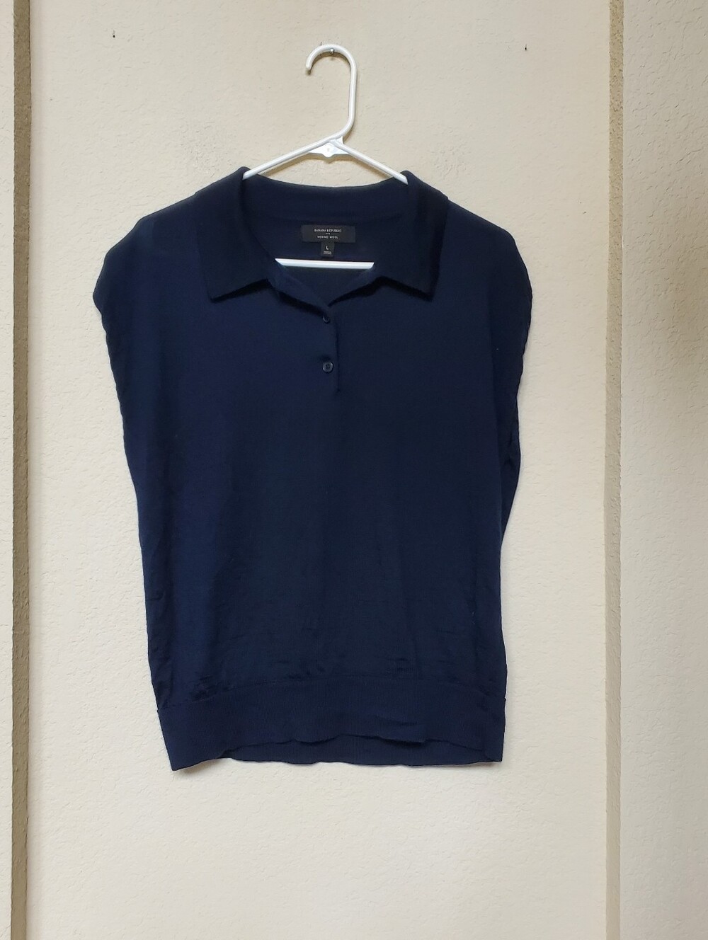Banana Republic Navy Sleeveless Polo 100% Merino Wool Top